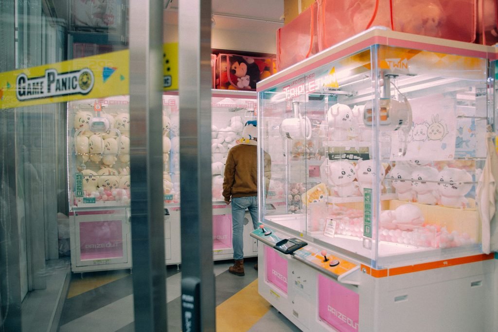 Real reason why I keep coins on me is for the claw machines :P